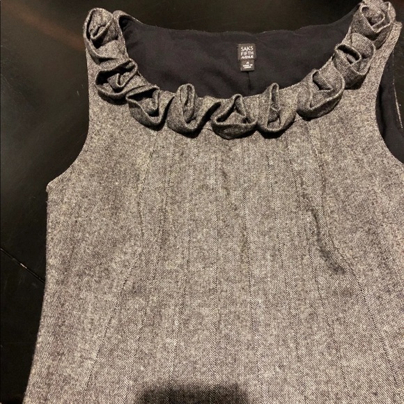 Saks Fifth avenue Dress size 4 - Picture 2 of 3